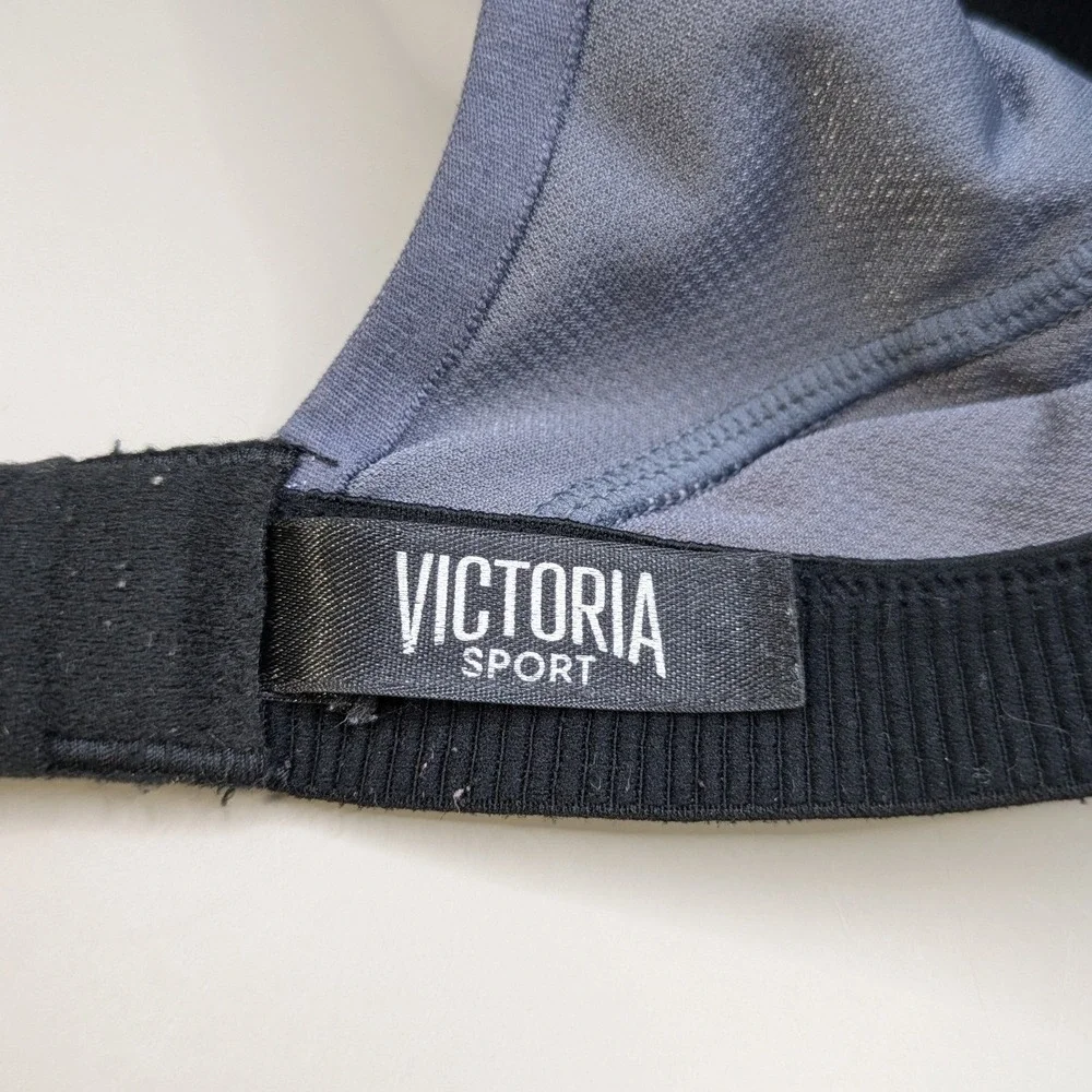 Victoria Sport Womens High Impact Leopard Print Racerback Sports Bra Size 32DDD